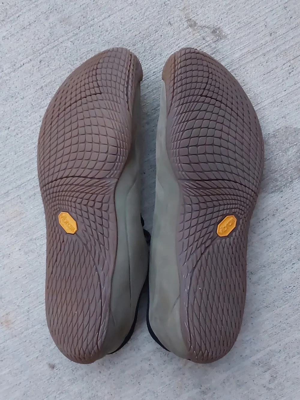 Merrell Vapor Glove 3 Leather Casual/Street Running Shoe